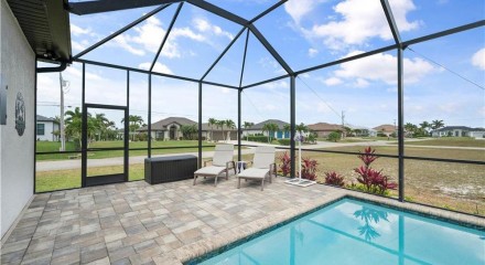 Residential - Single Family Home - Cape Coral, Florida, United States - United States