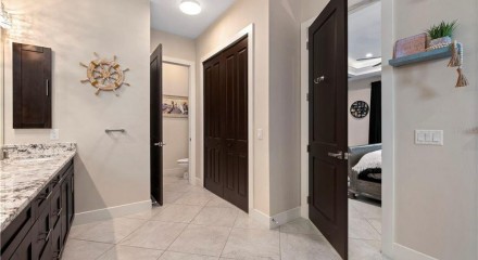 Residential - Single Family Home - Cape Coral, Florida, United States - United States