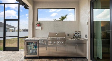 Residential - Single Family Home - Cape Coral, Florida, United States - United States