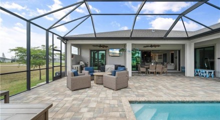 Residential - Single Family Home - Cape Coral, Florida, United States - United States