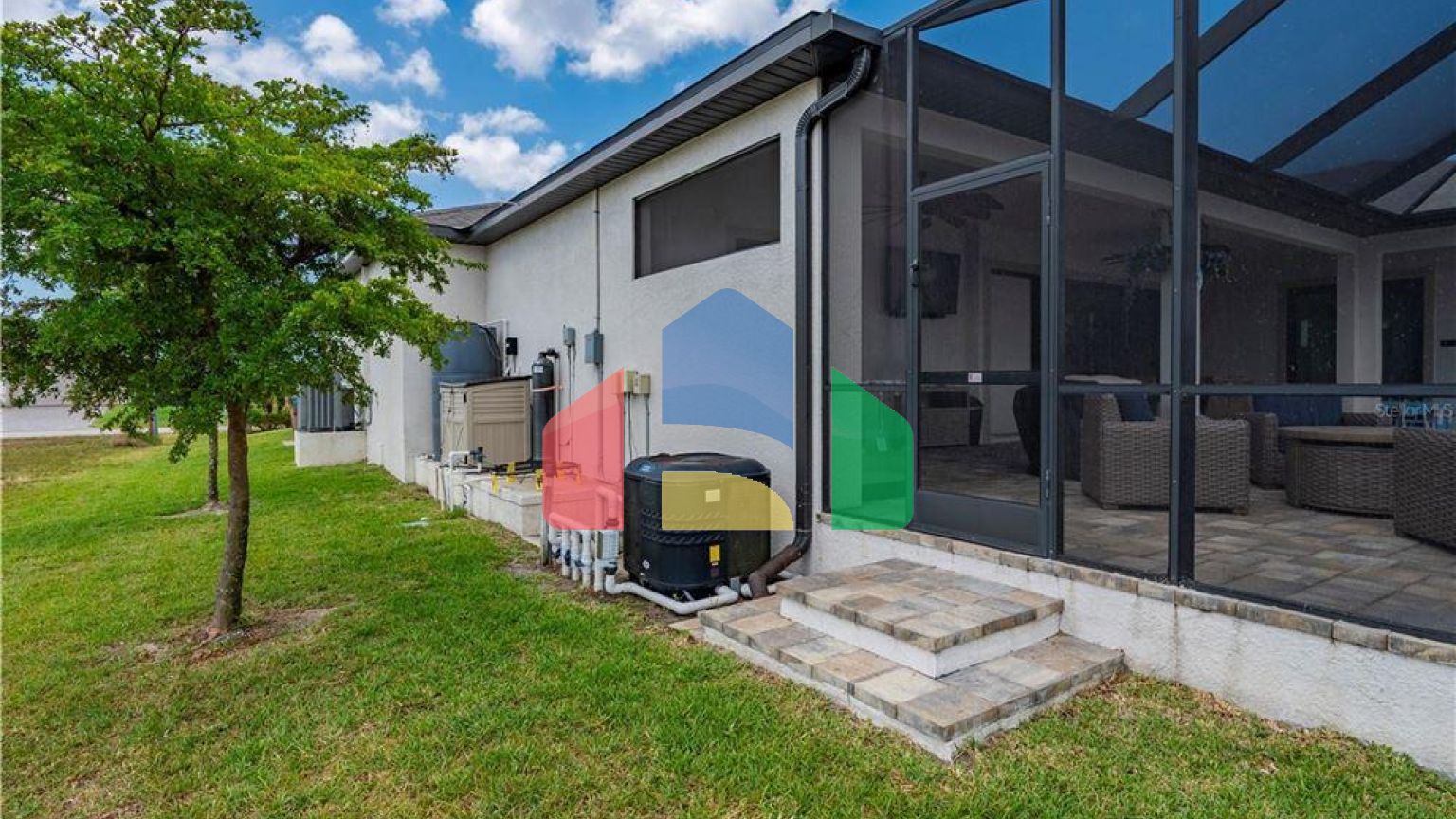 Residential - Single Family Home - Cape Coral, Florida, United States - United States