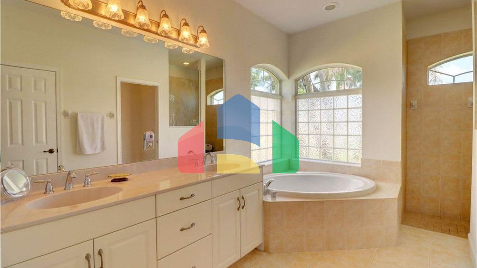 Residential - Single Family Home - Cape Coral, Florida, United States - United States