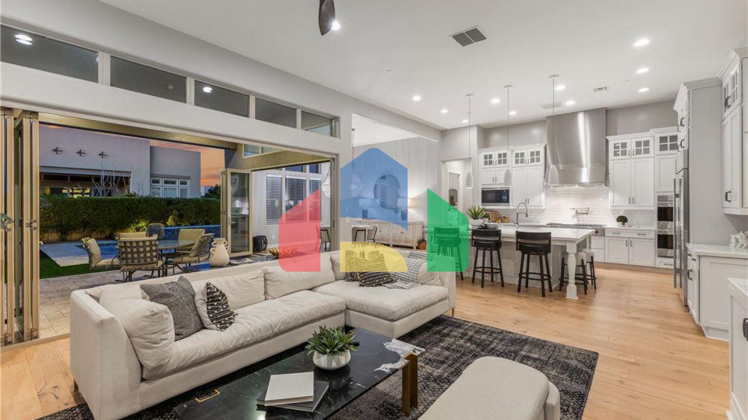 Residential - Single Family Home - Scottsdale, Arizona, United States - United States