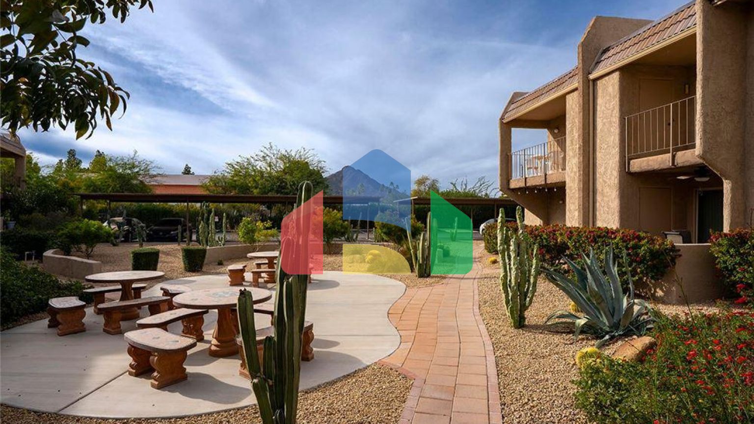 Residential - Condo/Apartment - Scottsdale, Arizona, United States - United States