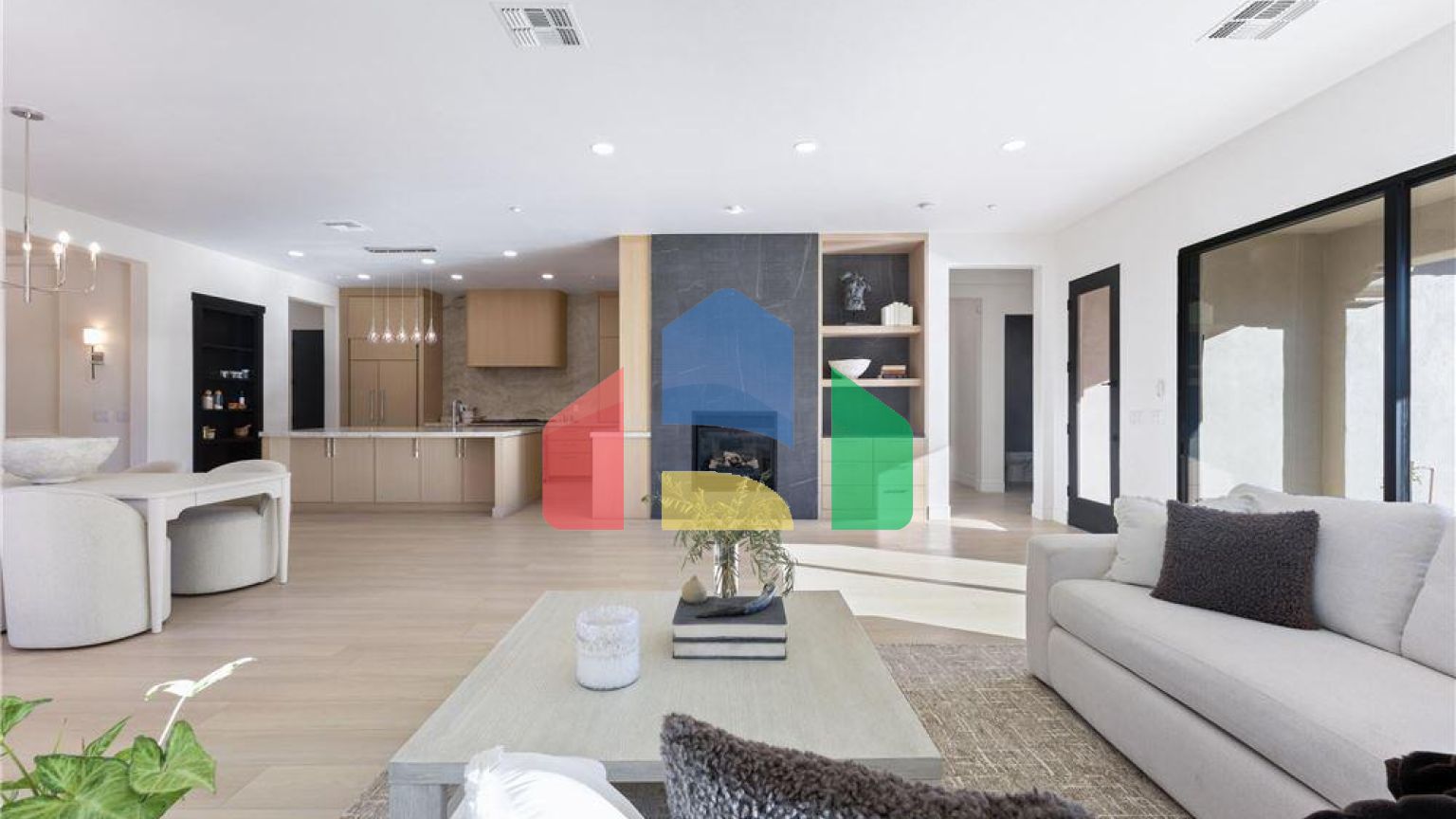 Residential - Single Family Home - Scottsdale, Arizona, United States - United States