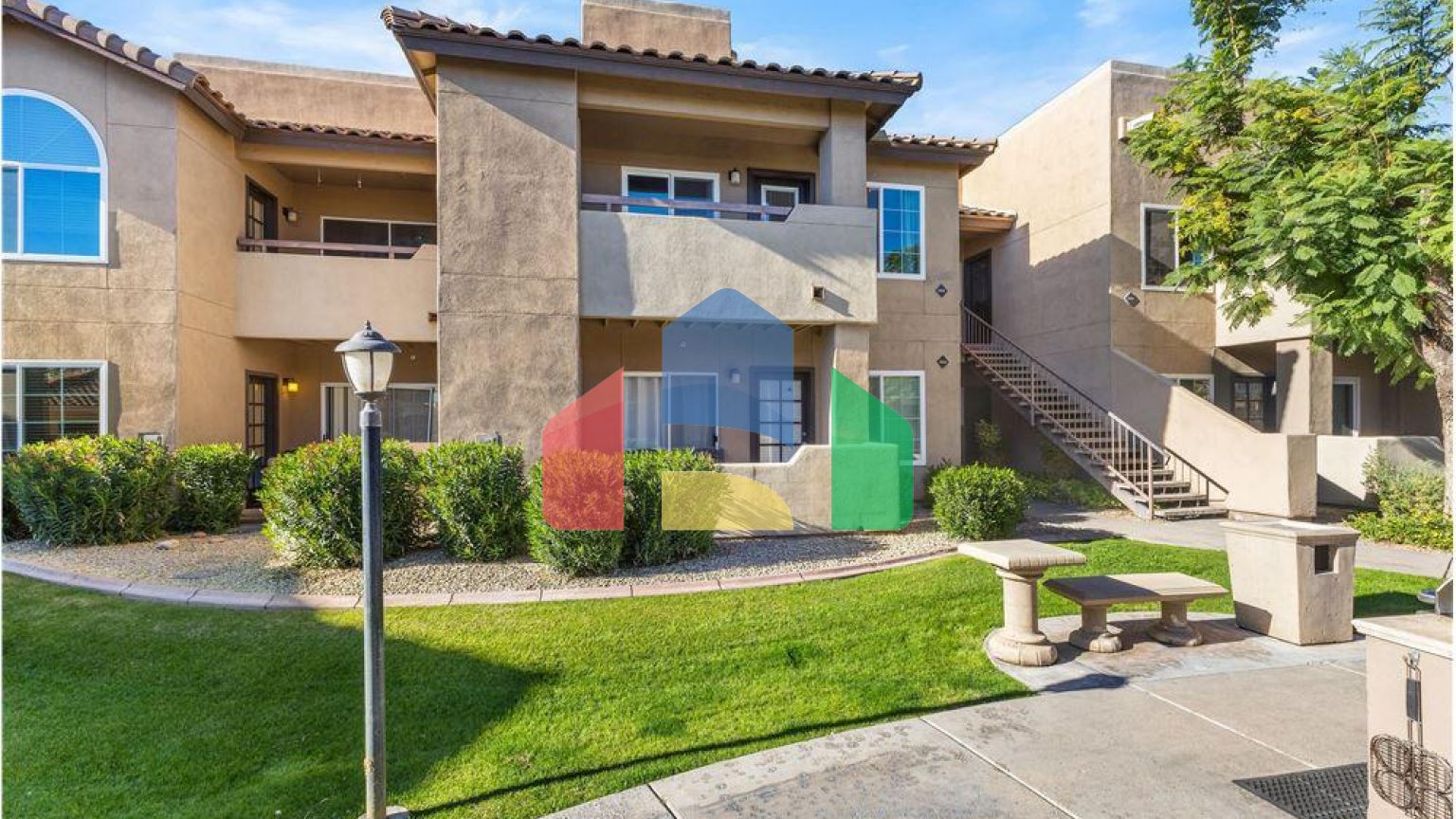 Residential - Condo/Apartment - Scottsdale, Arizona, United States - United States