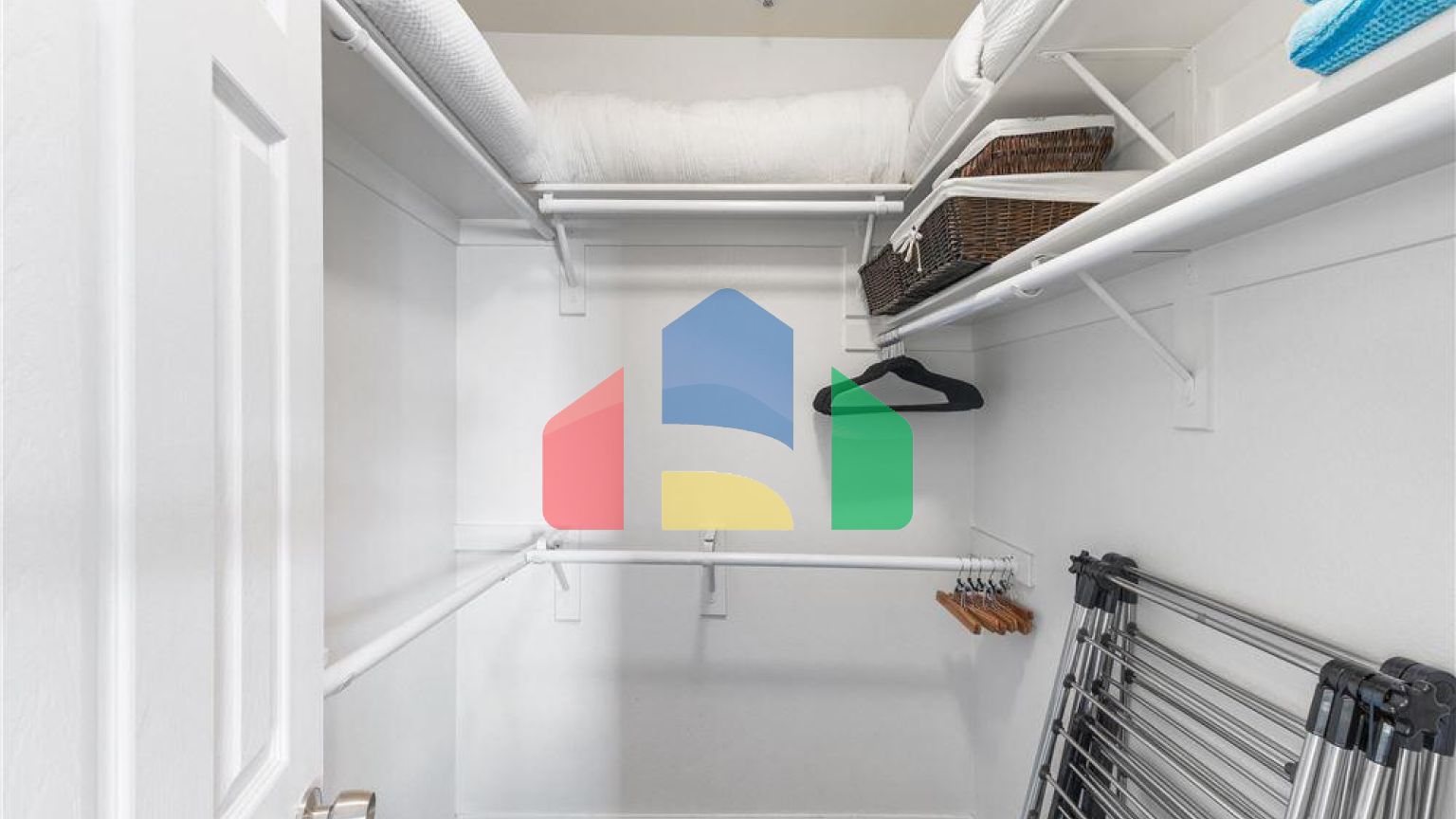 Residential - Condo/Apartment - Scottsdale, Arizona, United States - United States