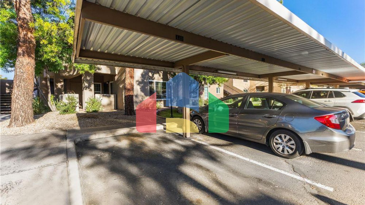 Residential - Condo/Apartment - Scottsdale, Arizona, United States - United States