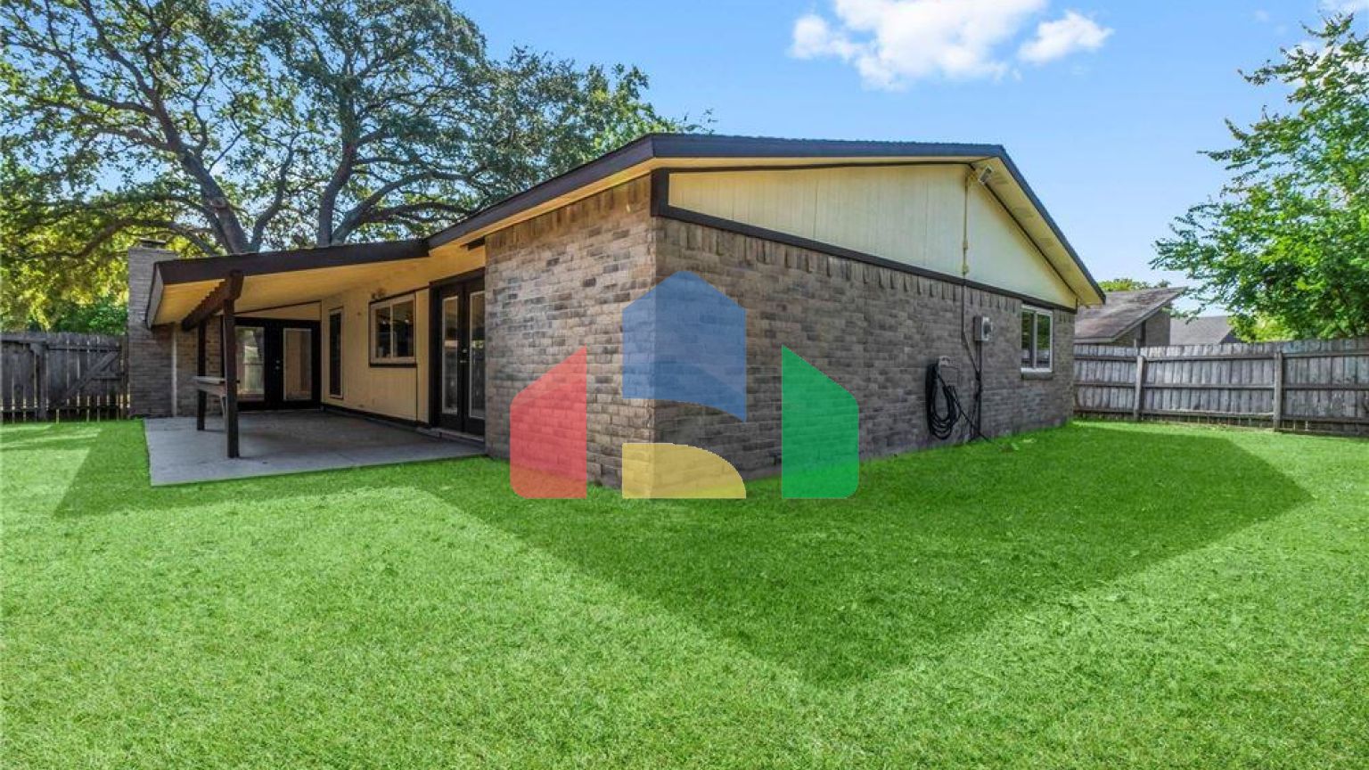 Residential - Single Family Home - Houston, Texas, United States - United States