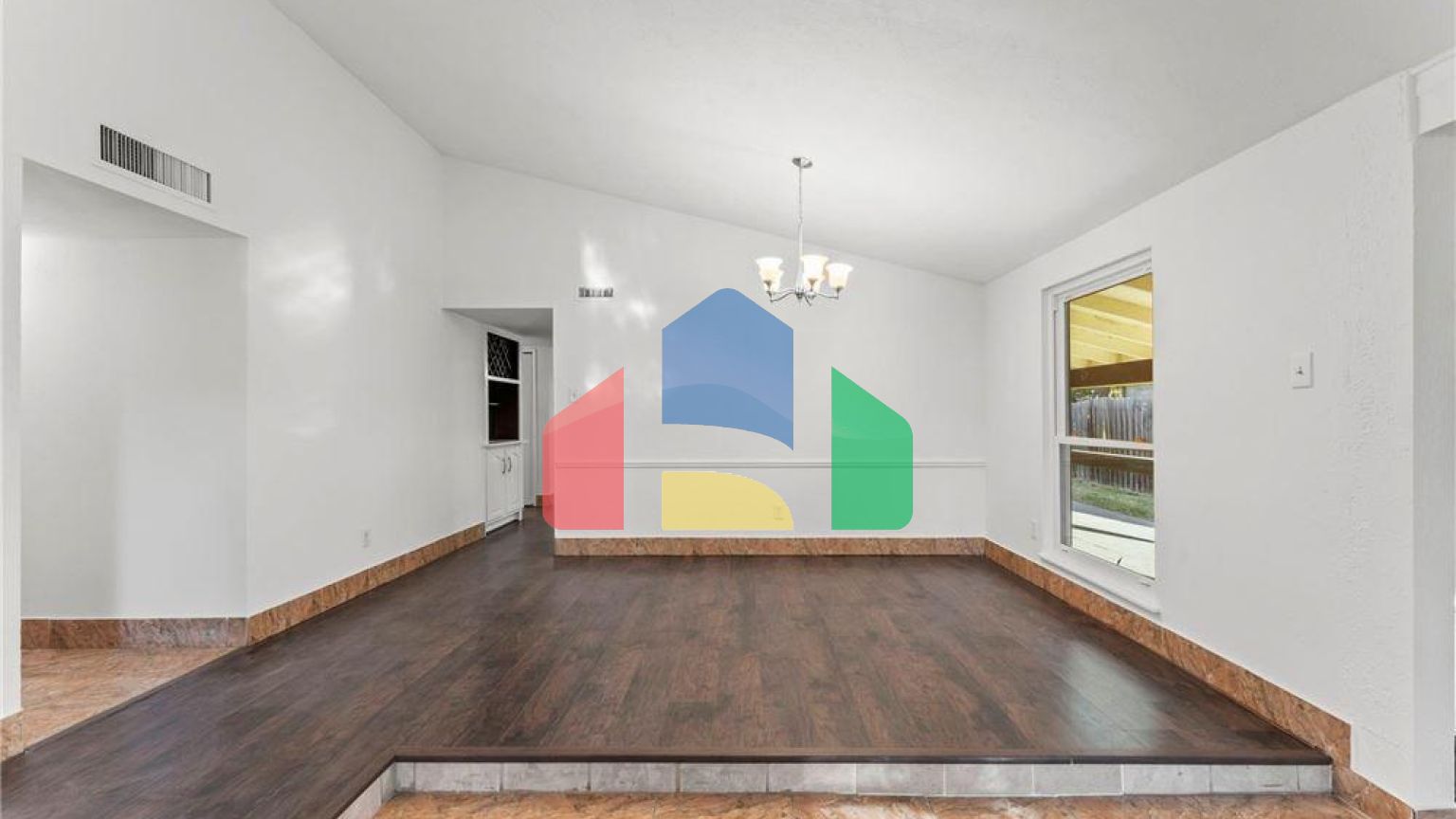 Residential - Single Family Home - Houston, Texas, United States - United States