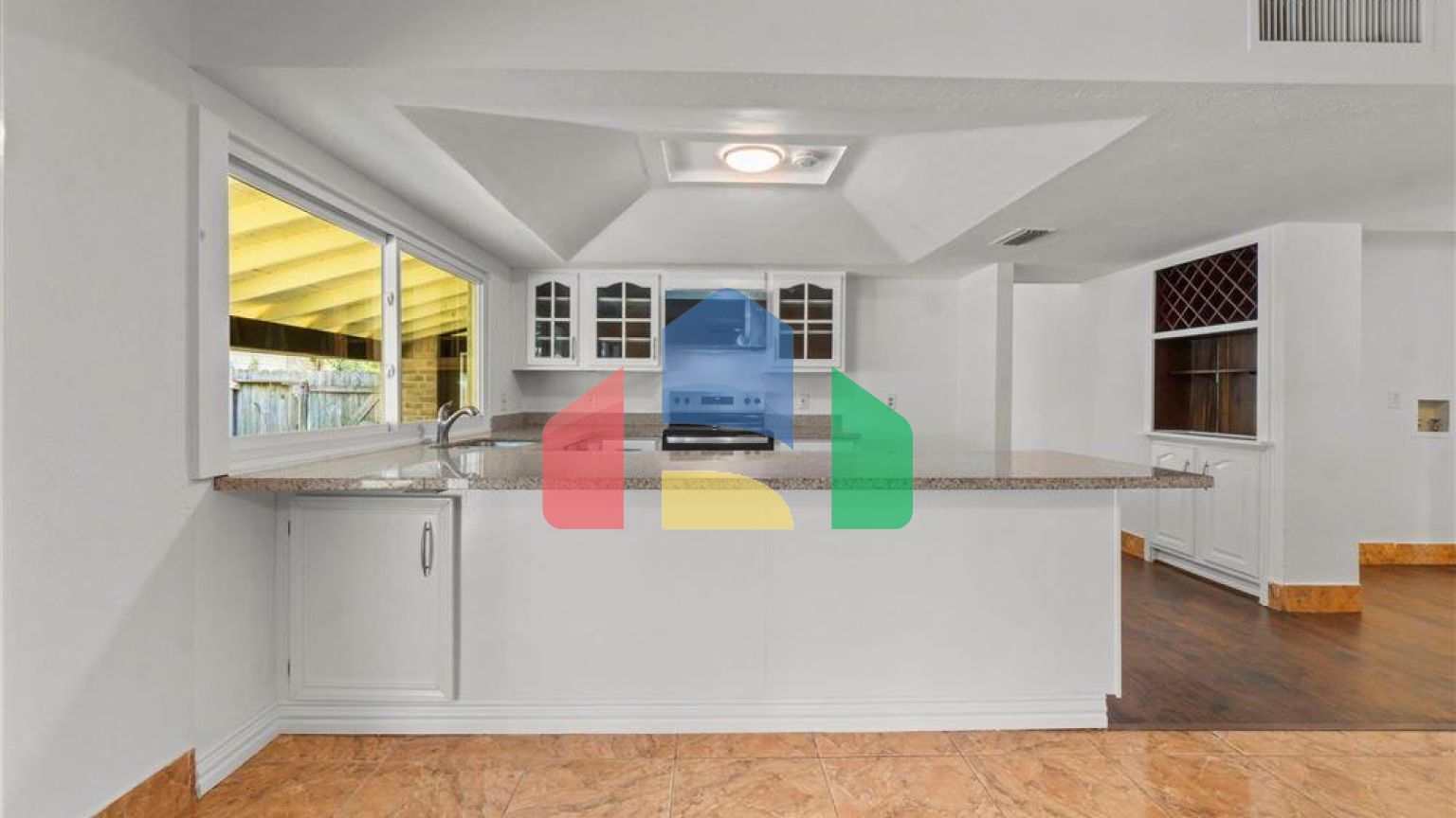 Residential - Single Family Home - Houston, Texas, United States - United States