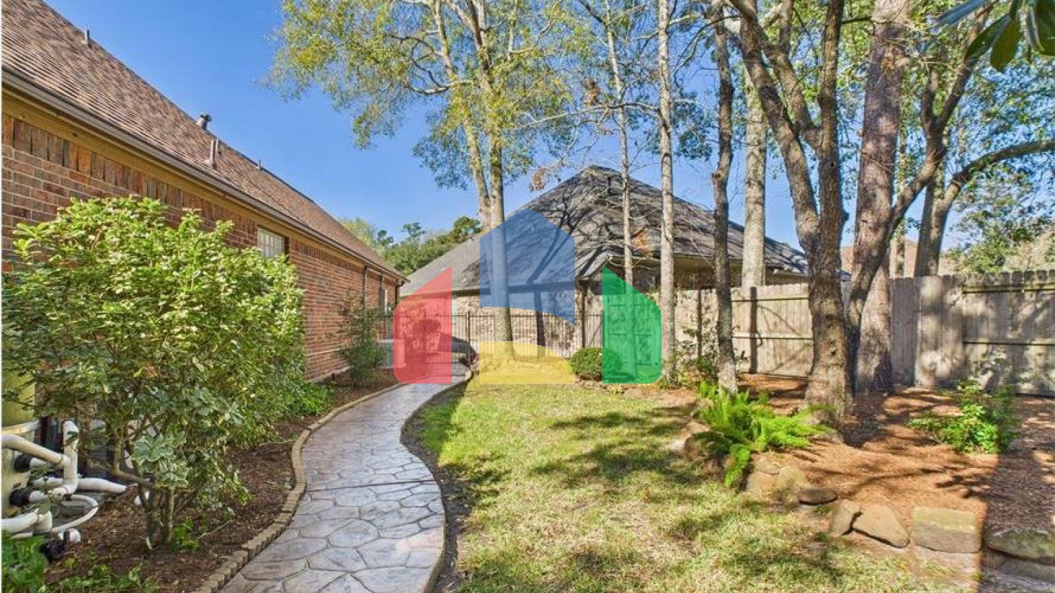 Residential - Single Family Home - Houston, Texas, United States - United States