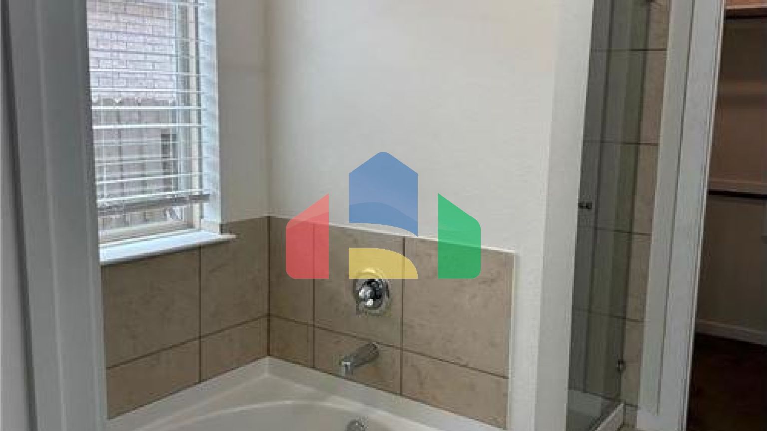 Residential - Single Family Home - Houston, Texas, United States - United States