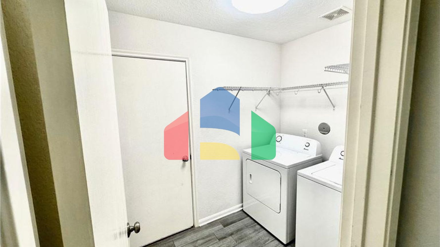 Residential - Single Family Home - Houston, Texas, United States - United States