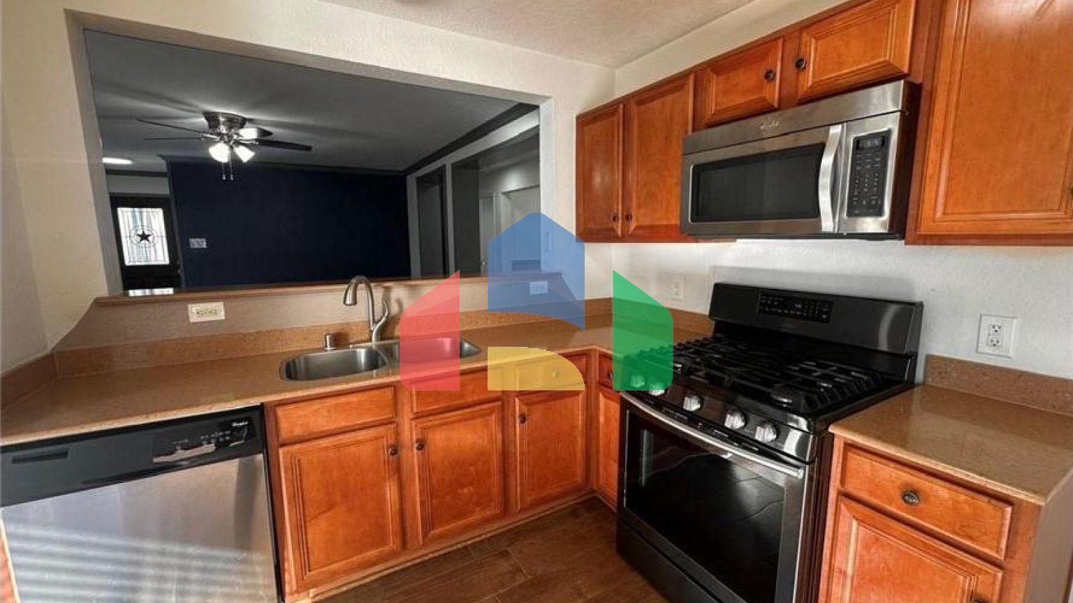 Residential - Single Family Home - Houston, Texas, United States - United States