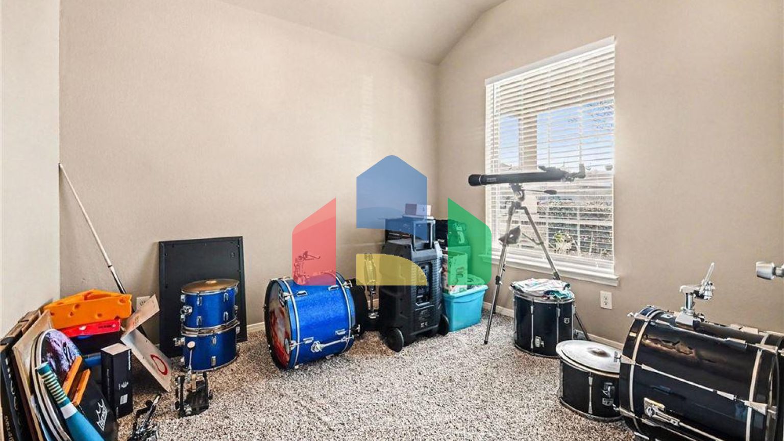 Residential - Single Family Home - Houston, Texas, United States - United States