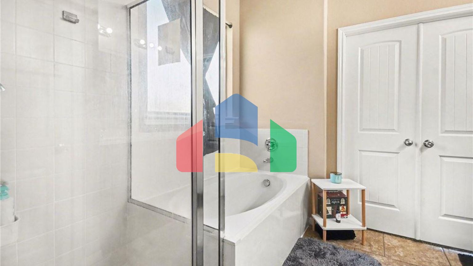 Residential - Single Family Home - Houston, Texas, United States - United States