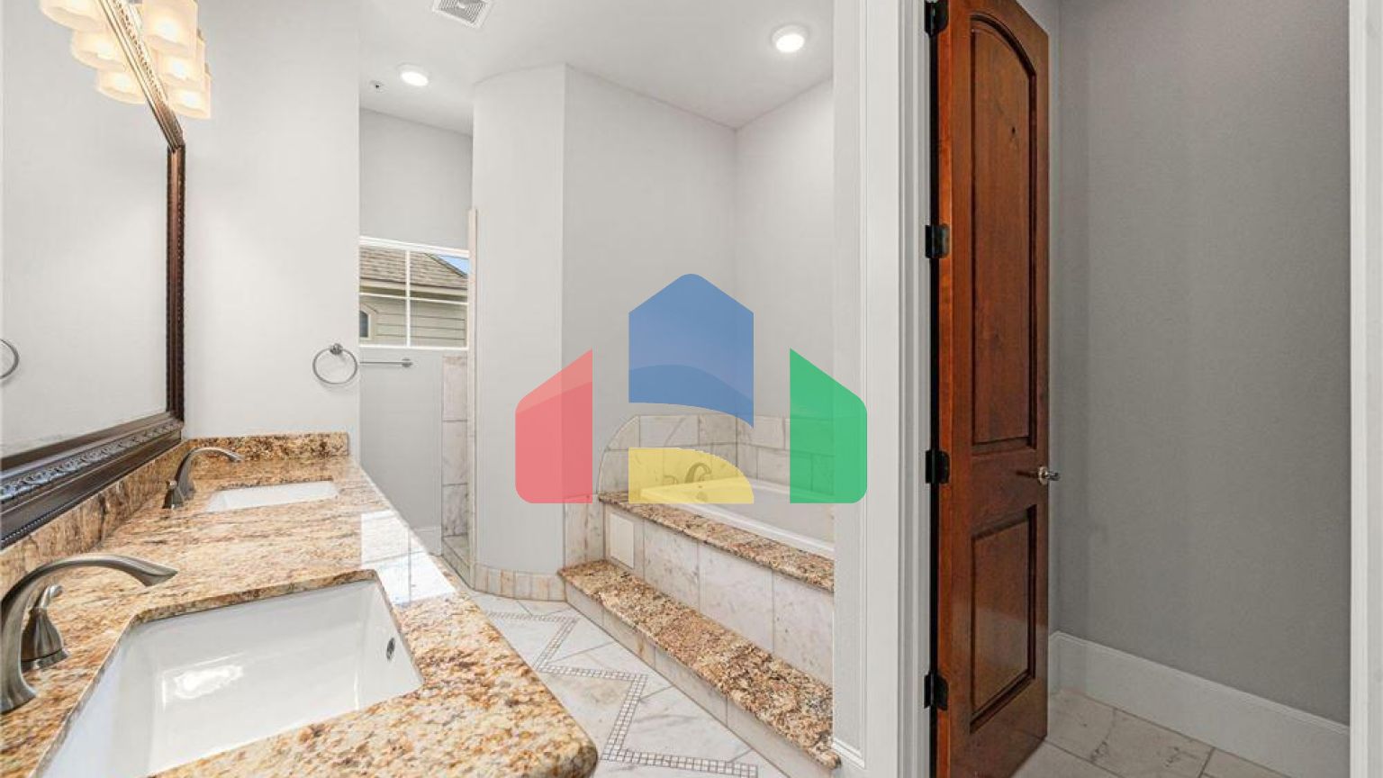 Residential - Single Family Home - Houston, Texas, United States - United States