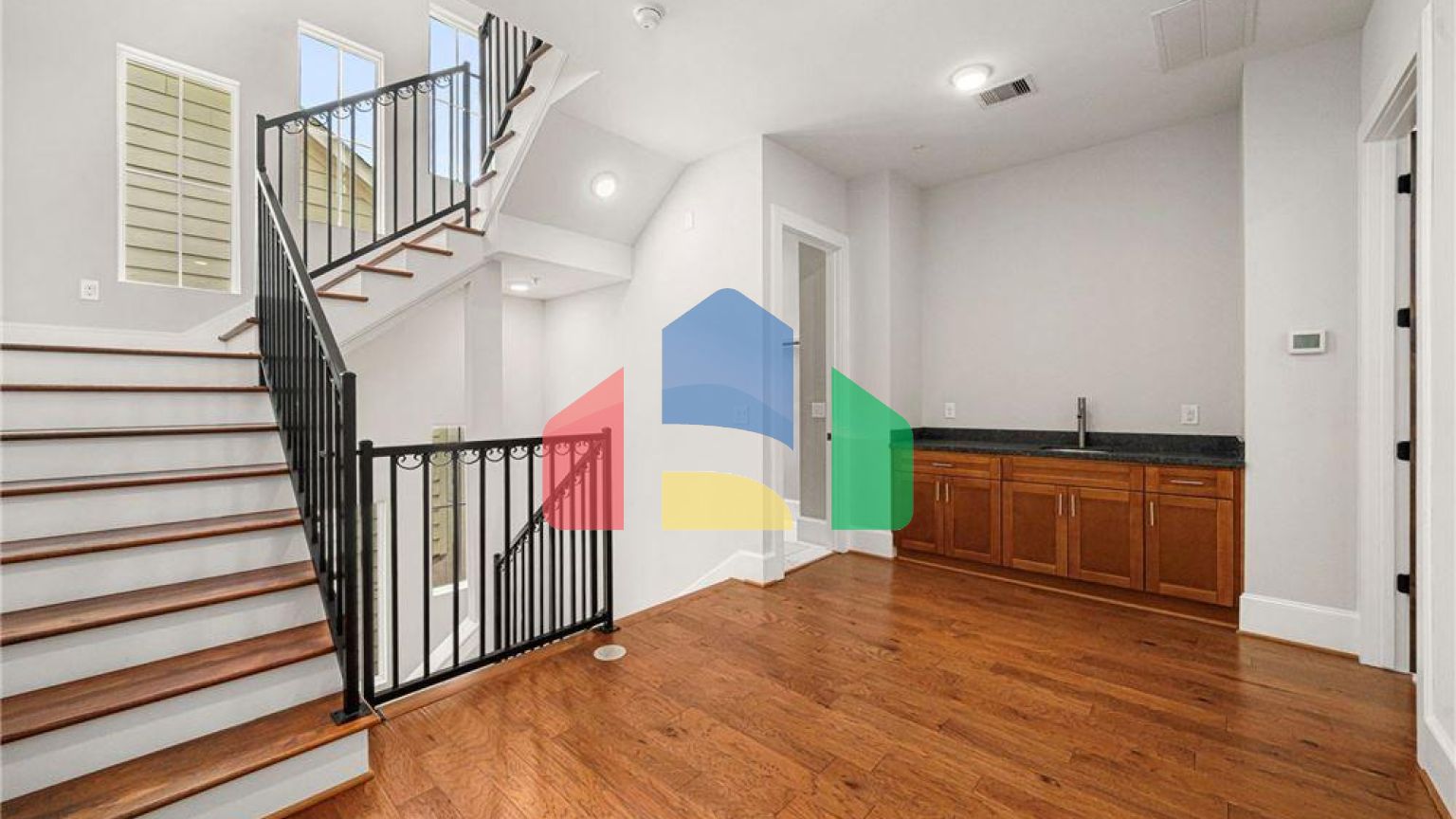 Residential - Single Family Home - Houston, Texas, United States - United States