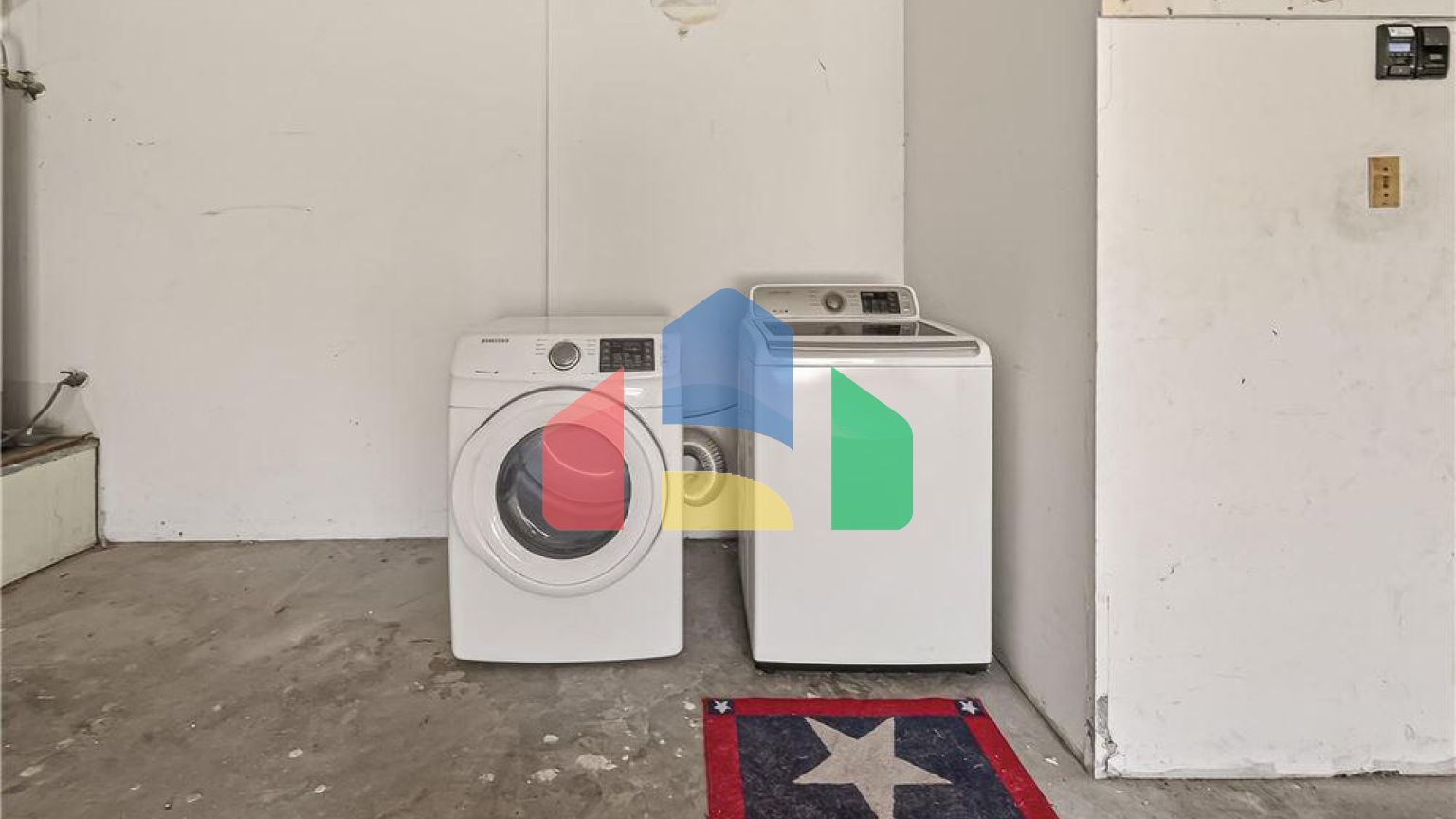 Residential - Single Family Home - Houston, Texas, United States - United States