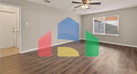 Residential - Single Family Home - Houston, Texas, United States - United States