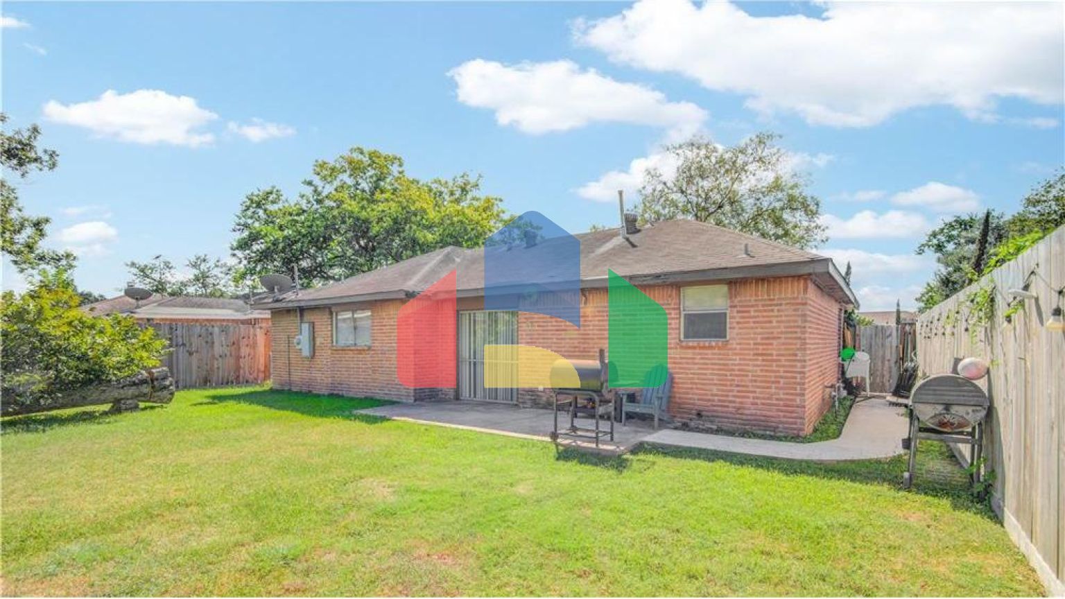 Residential - Single Family Home - Houston, Texas, United States - United States