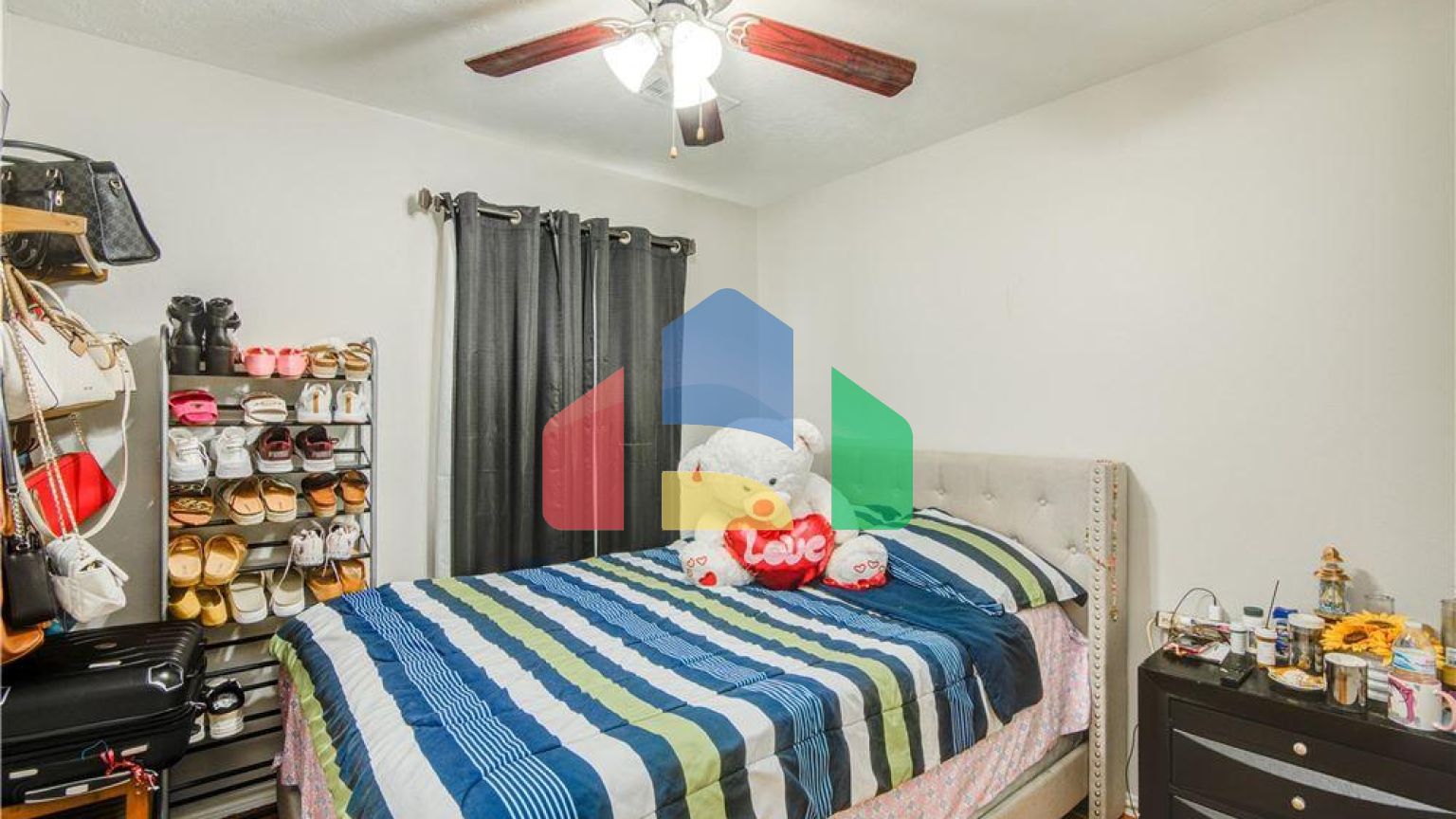 Residential - Single Family Home - Houston, Texas, United States - United States