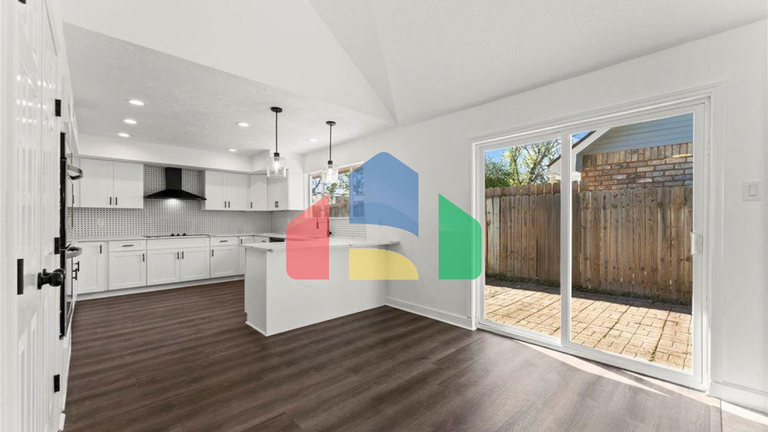 Residential - Single Family Home - Houston, Texas, United States - United States