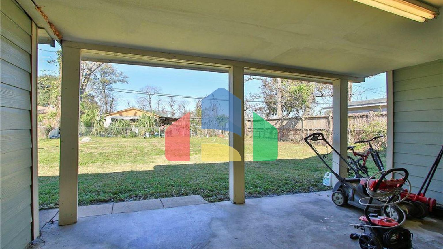 Residential - Single Family Home - Houston, Texas, United States - United States