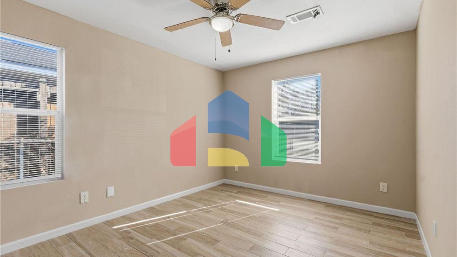 Residential - Single Family Home - Houston, Texas, United States - United States