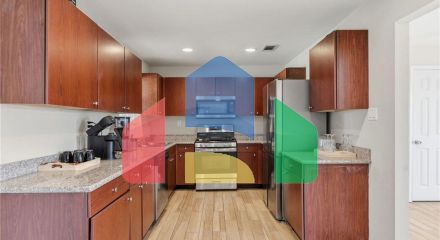 Residential - Single Family Home - Houston, Texas, United States - United States