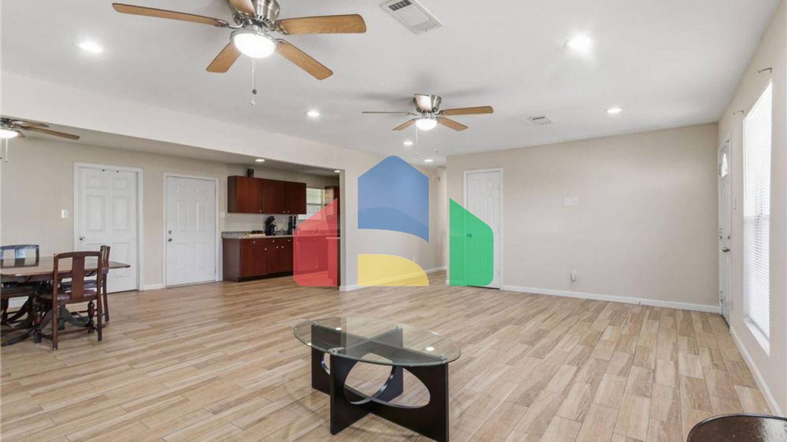 Residential - Single Family Home - Houston, Texas, United States - United States