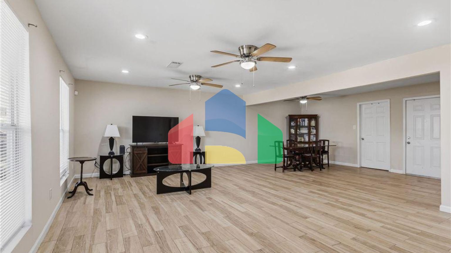 Residential - Single Family Home - Houston, Texas, United States - United States