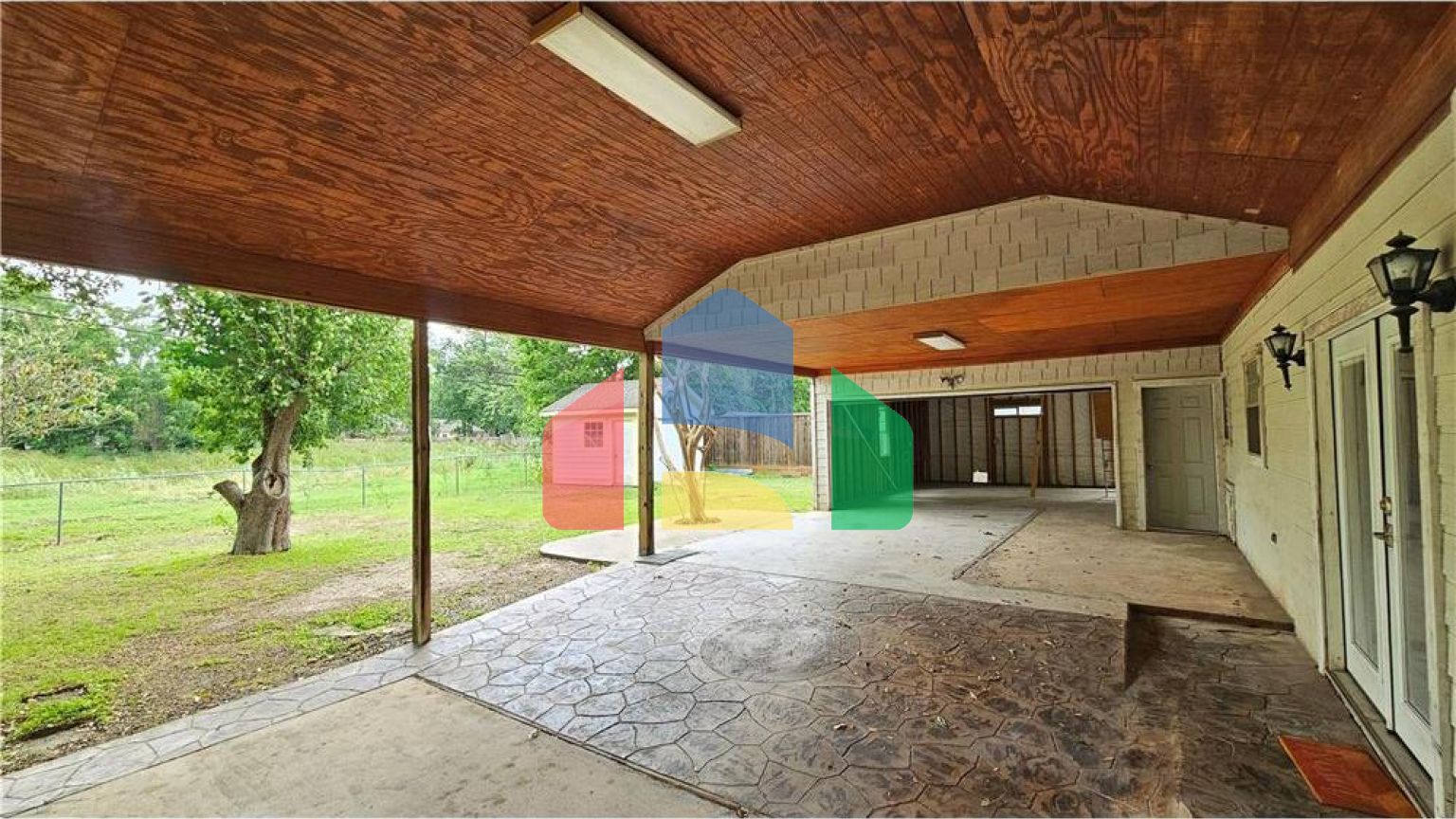 Residential - Single Family Home - Houston, Texas, United States - United States