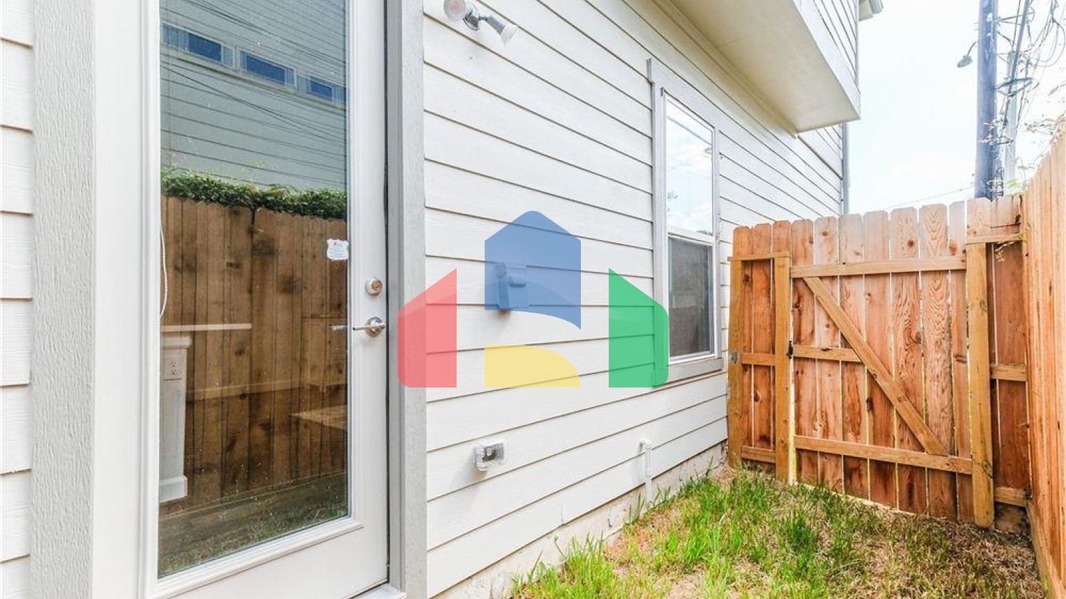 Residential - Single Family Home - Houston, Texas, United States - United States