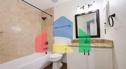 Residential - Single Family Home - Houston, Texas, United States - United States