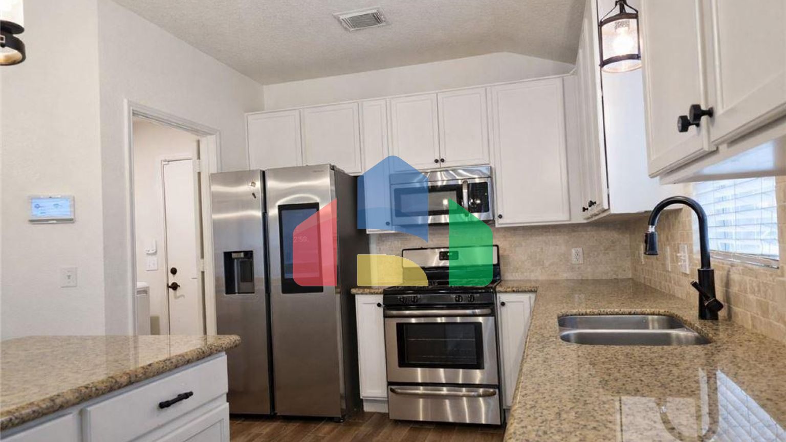 Residential - Single Family Home - Houston, Texas, United States - United States