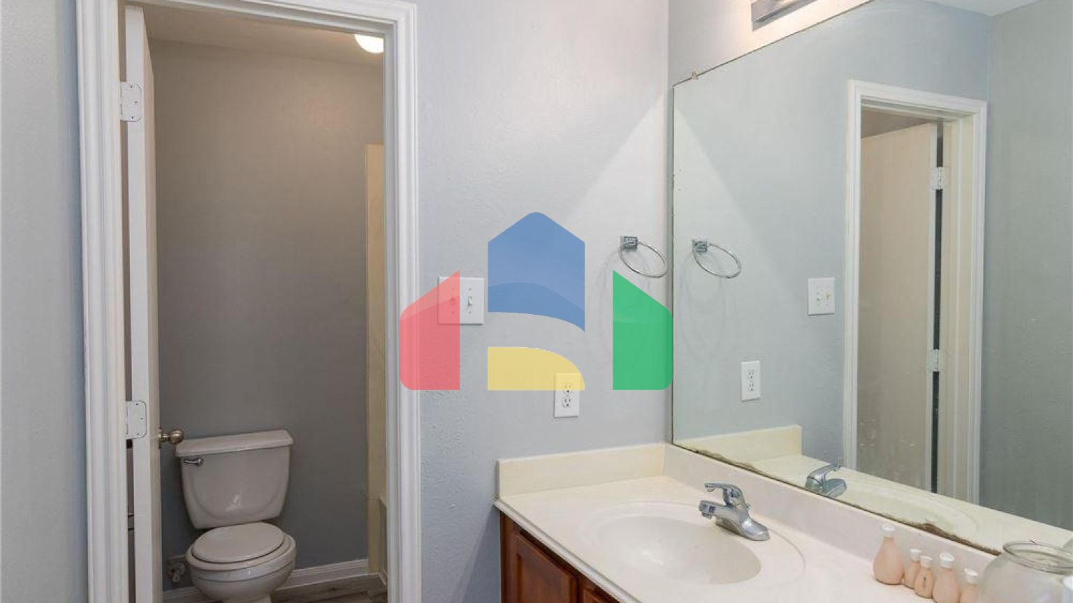 Residential - Single Family Home - Houston, Texas, United States - United States