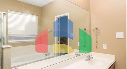 Residential - Single Family Home - Houston, Texas, United States - United States