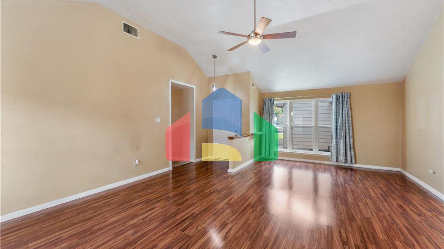 Residential - Single Family Home - Houston, Texas, United States - United States