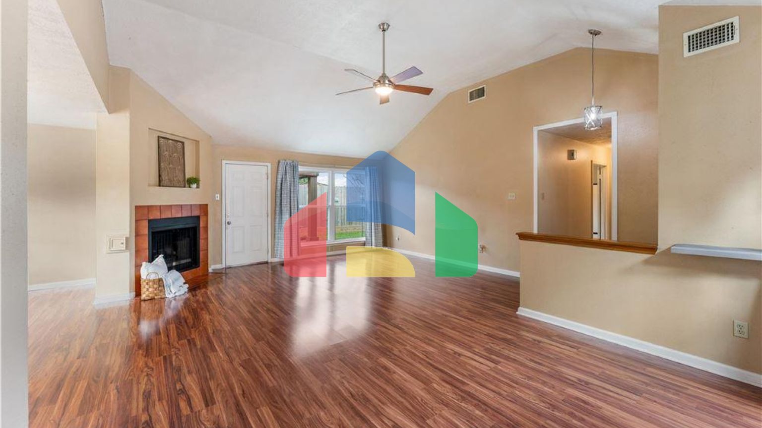 Residential - Single Family Home - Houston, Texas, United States - United States