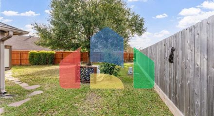 Residential - Single Family Home - Houston, Texas, United States - United States