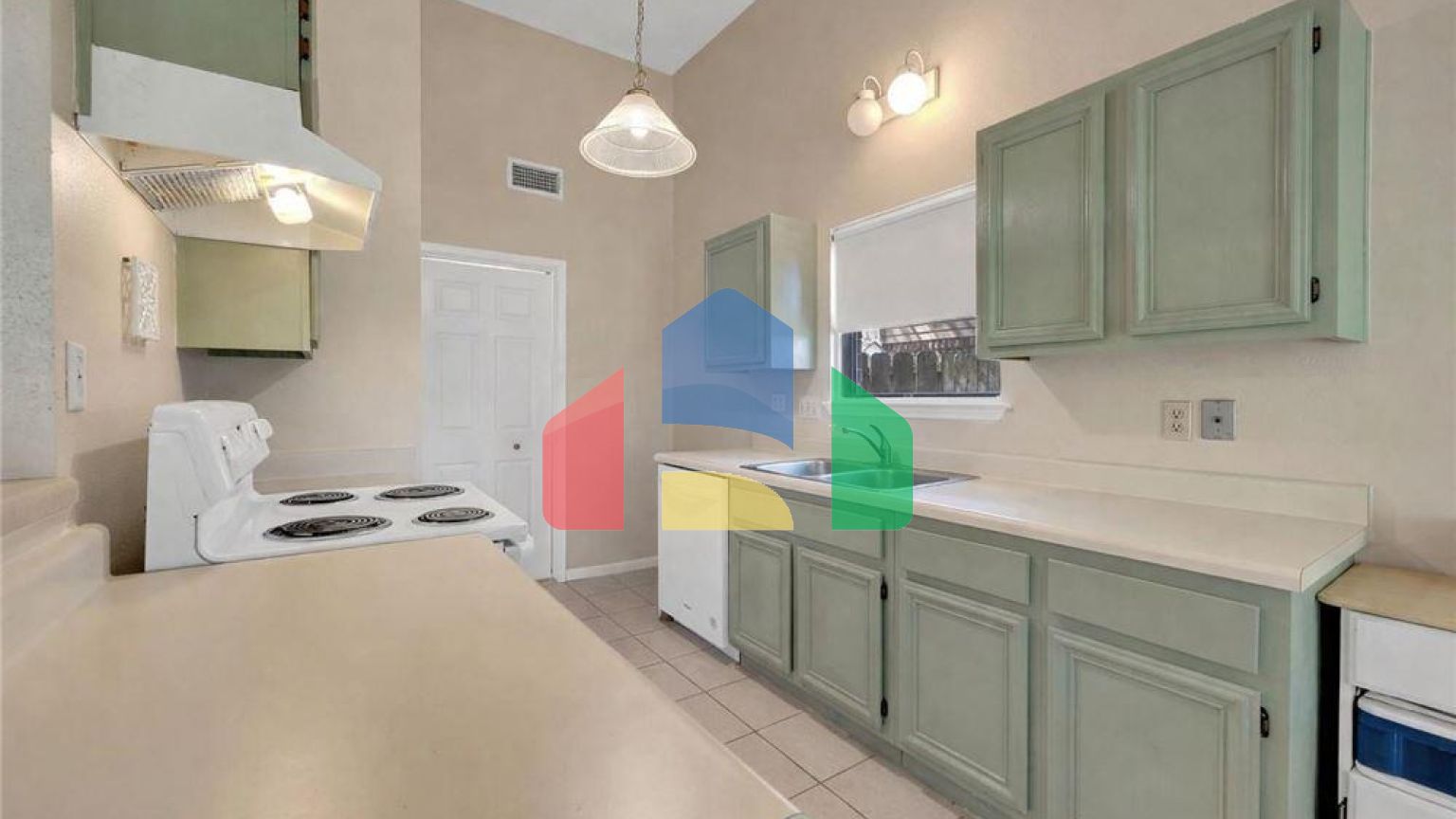 Residential - Single Family Home - Houston, Texas, United States - United States