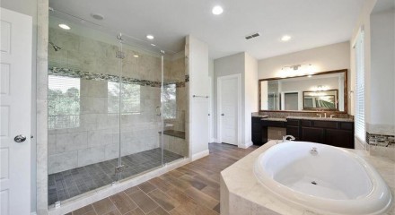 Residential - Single Family Home - Houston, Texas, United States - United States