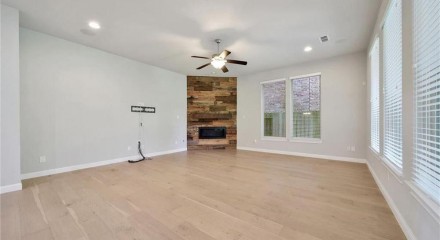 Residential - Single Family Home - Houston, Texas, United States - United States
