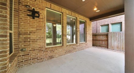 Residential - Single Family Home - Houston, Texas, United States - United States