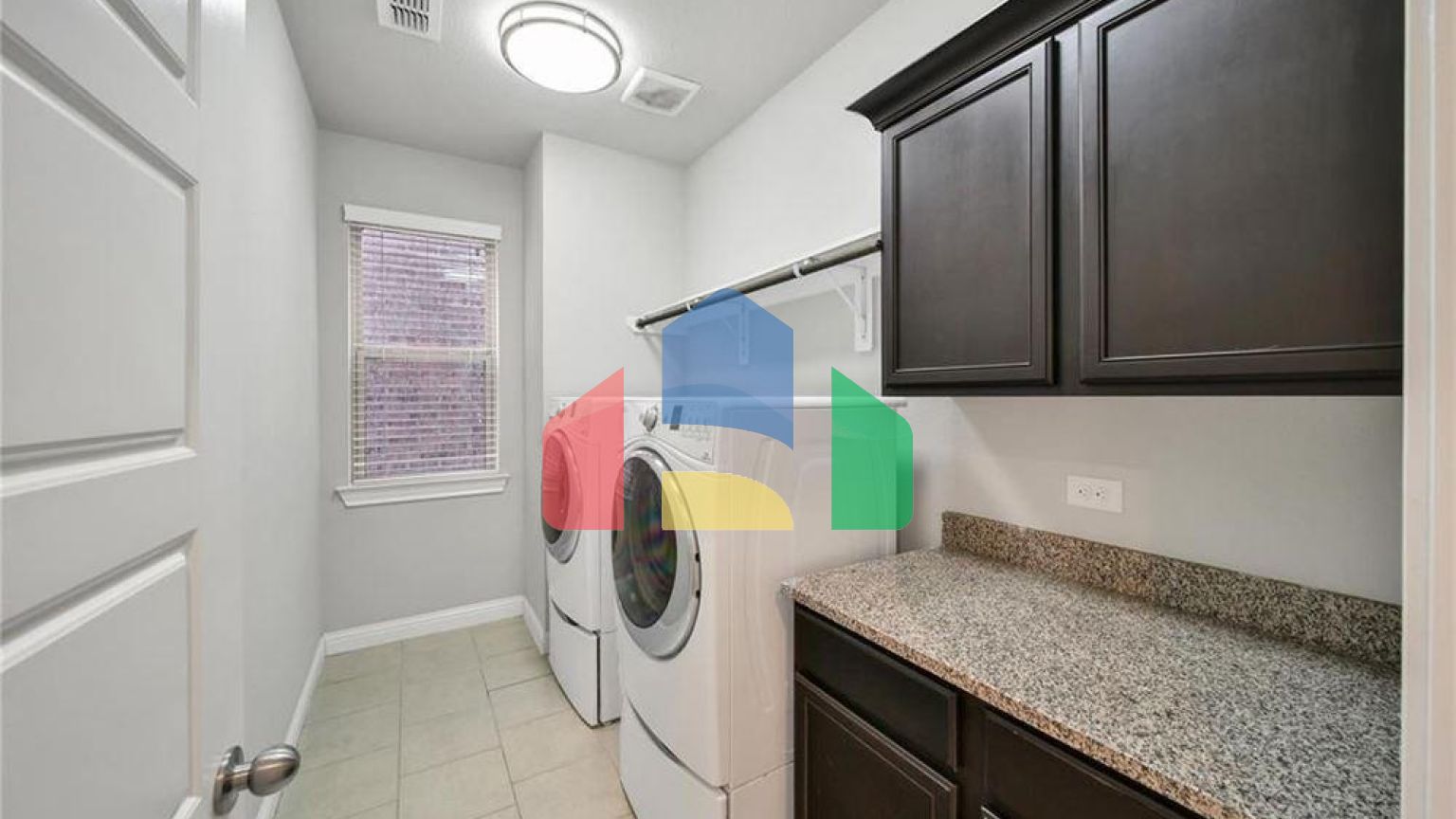 Residential - Single Family Home - Houston, Texas, United States - United States