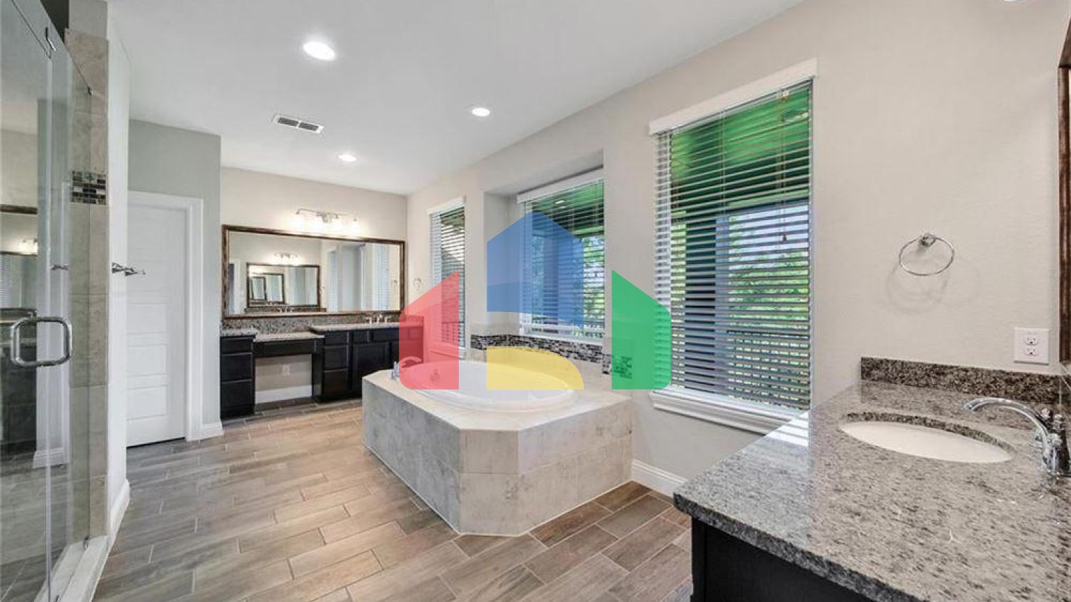 Residential - Single Family Home - Houston, Texas, United States - United States