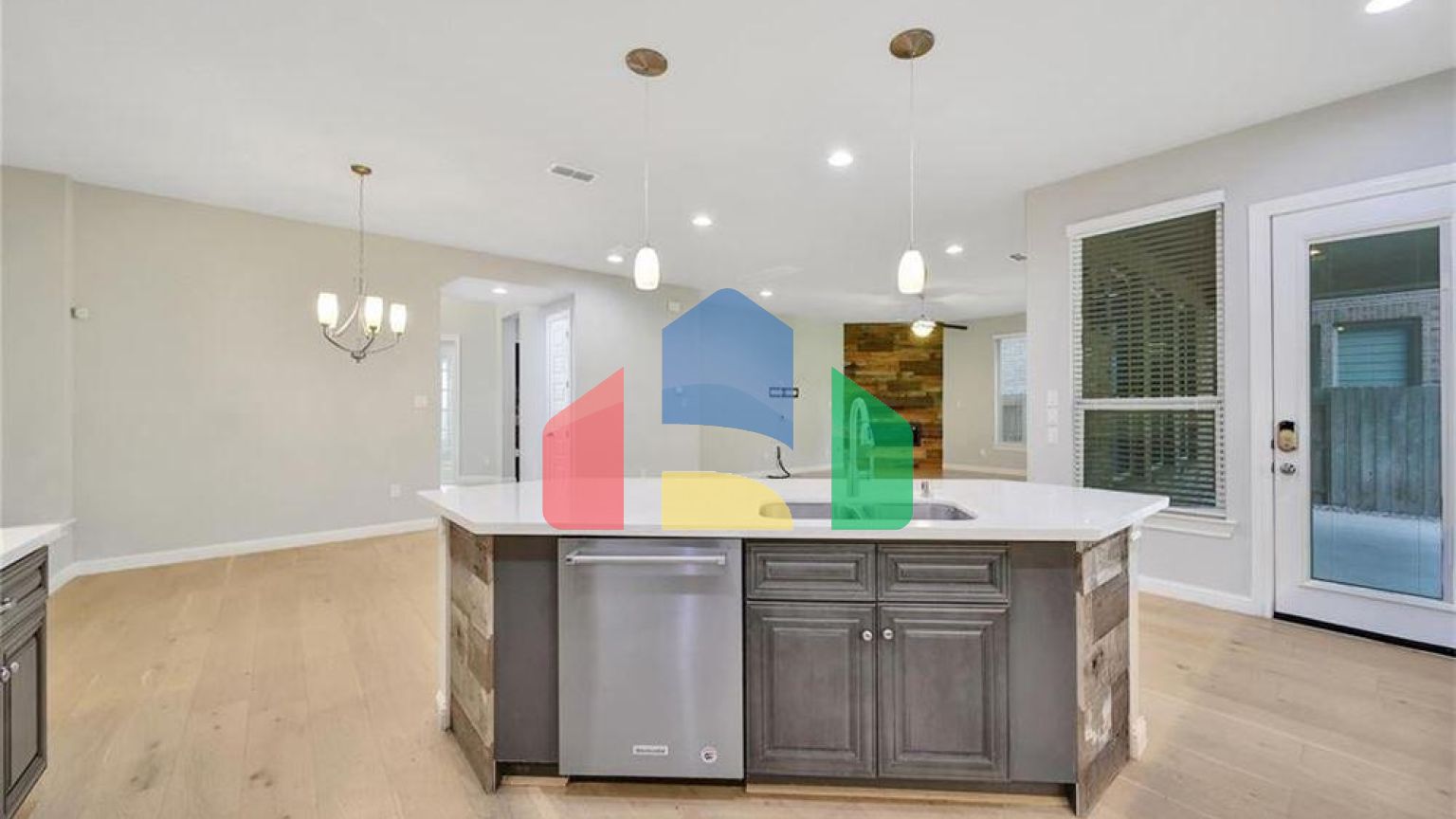 Residential - Single Family Home - Houston, Texas, United States - United States