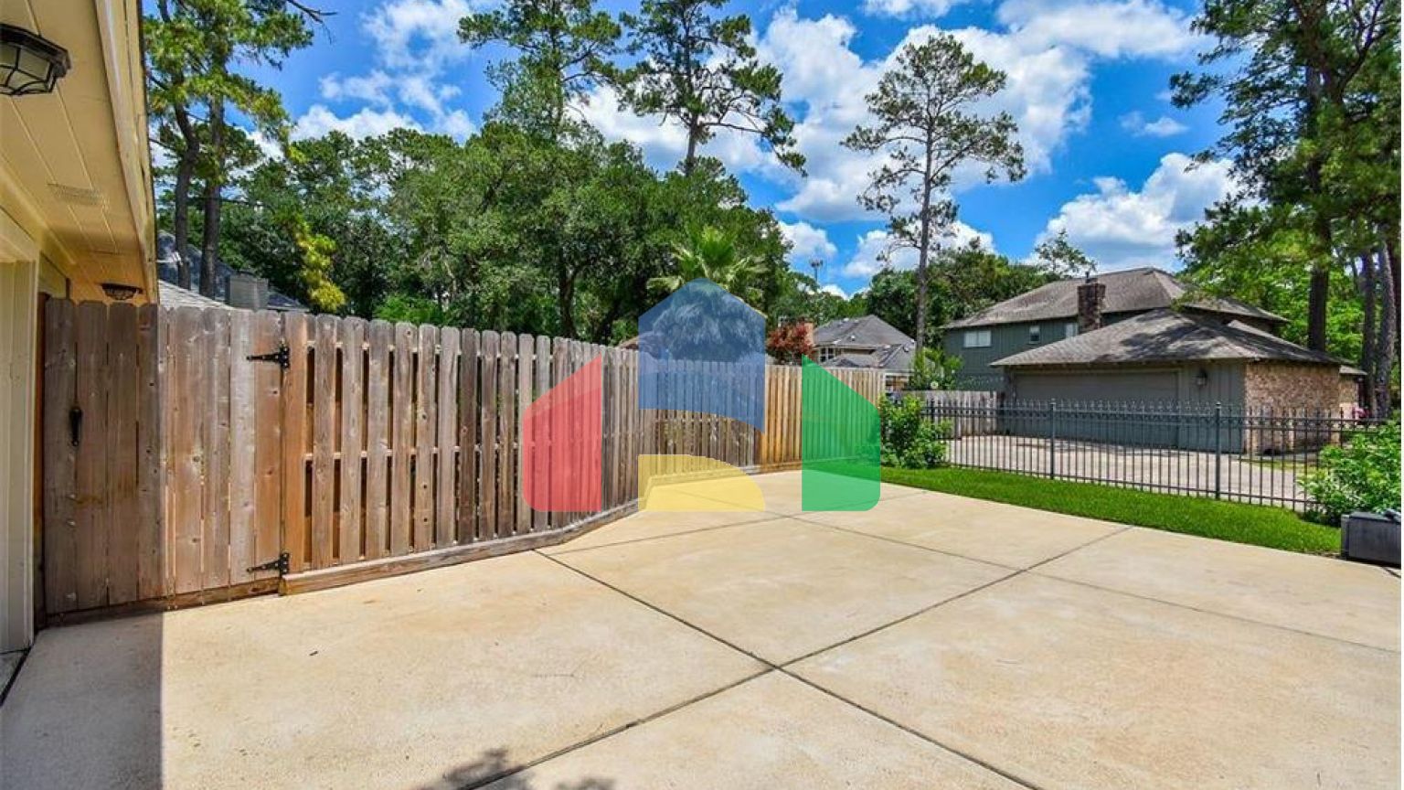 Residential - Single Family Home - Houston, Texas, United States - United States